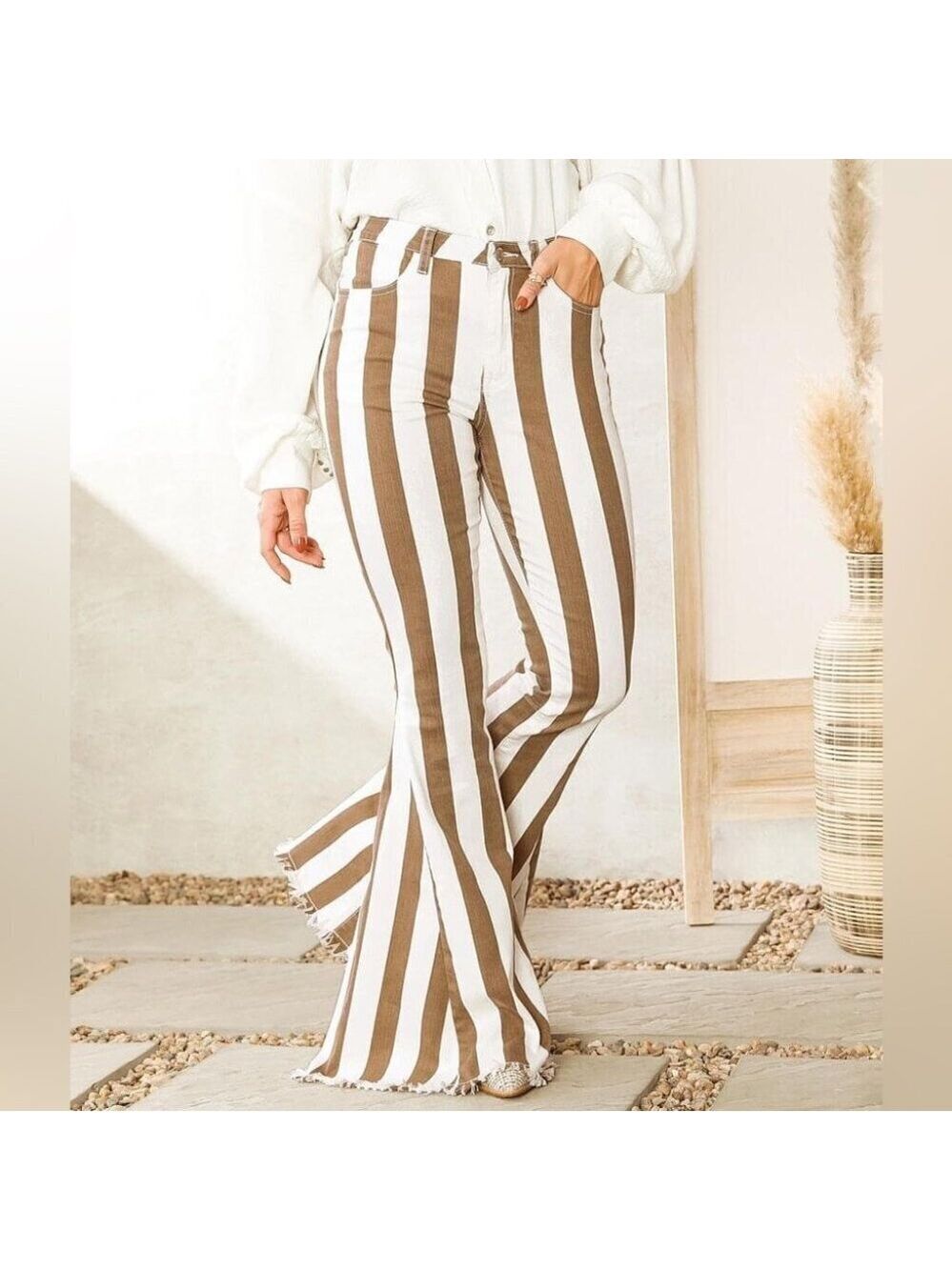 ** Bestto Bold Striped Extreme Flare Bottom Jeans Size S